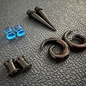 Earrings 0 Gauge - Various Types